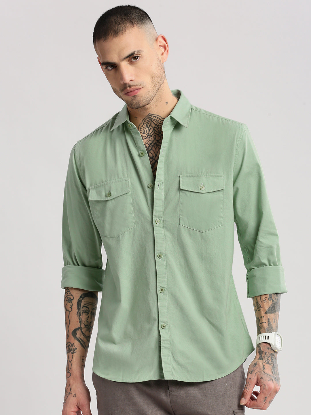 Men Spread Collar Solid Green Casual Shirt