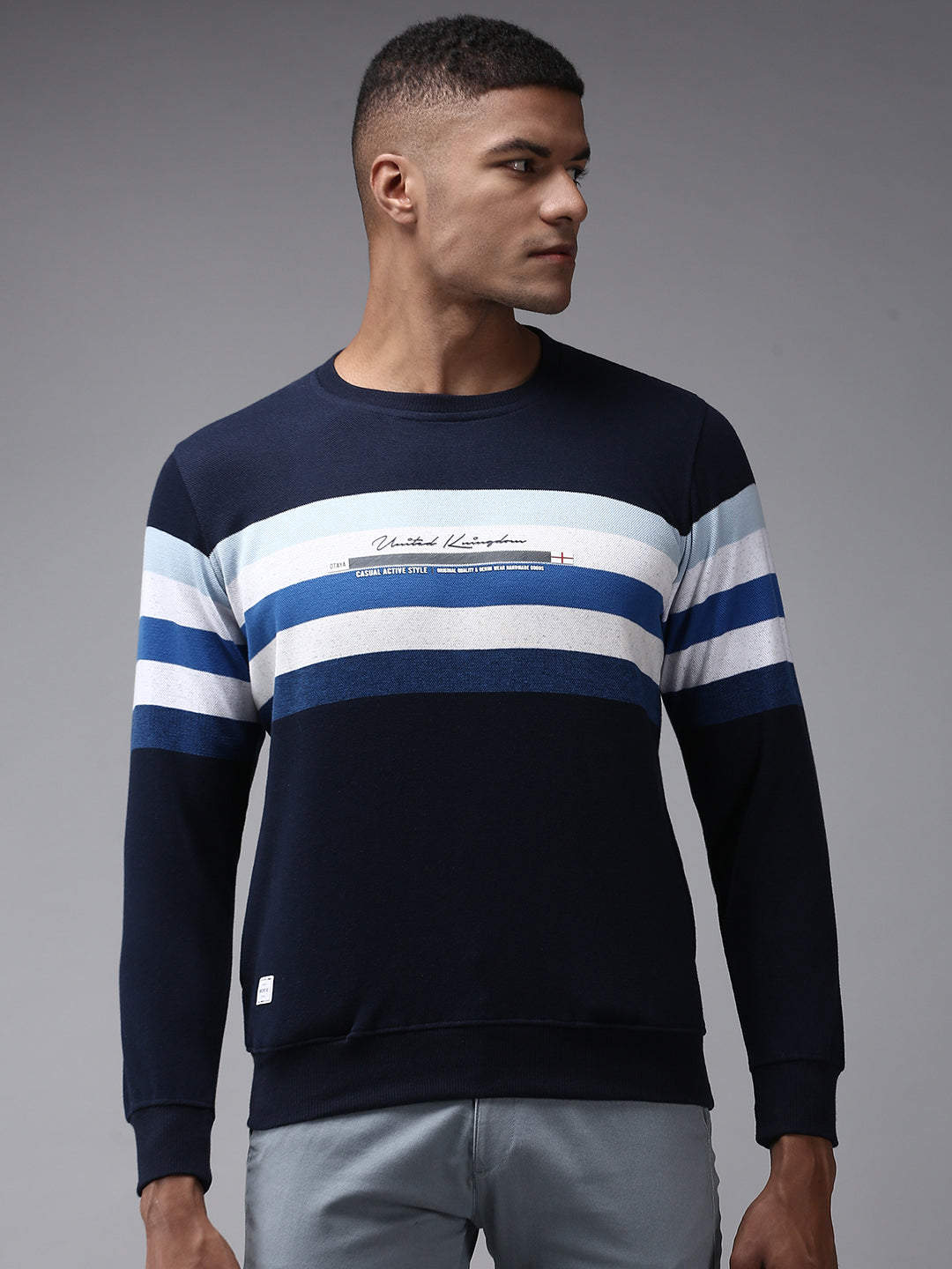 Men Blue Colourblock Sweatshirt