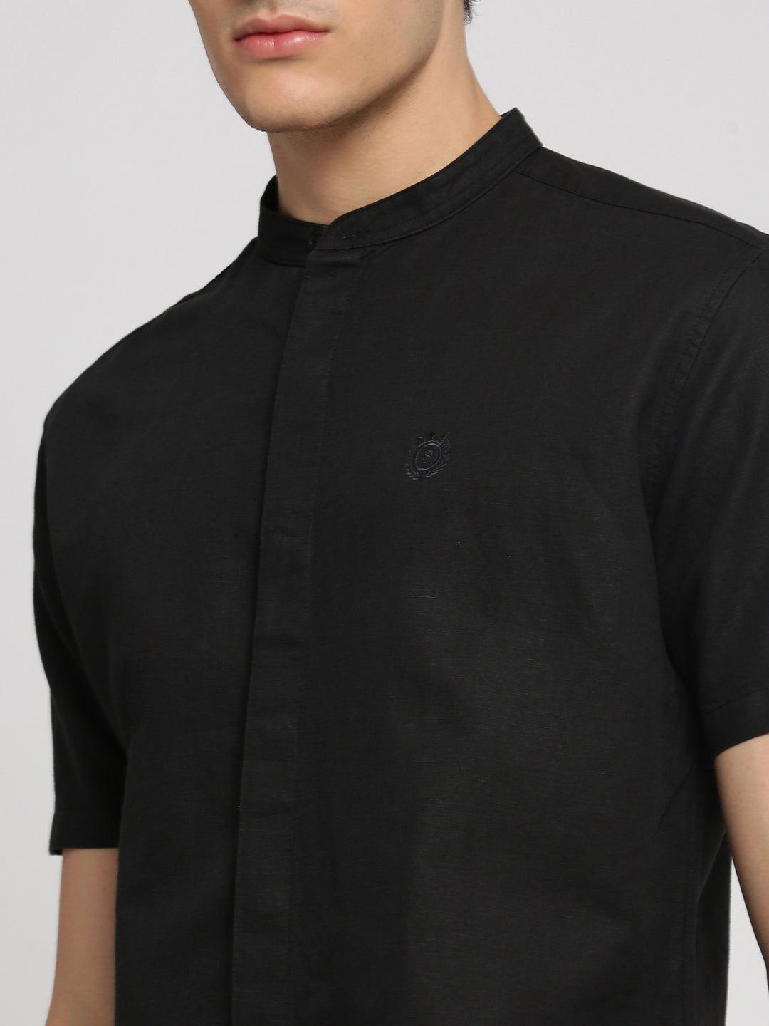 Men Charcoal Mandarin Collar Solid Shirt