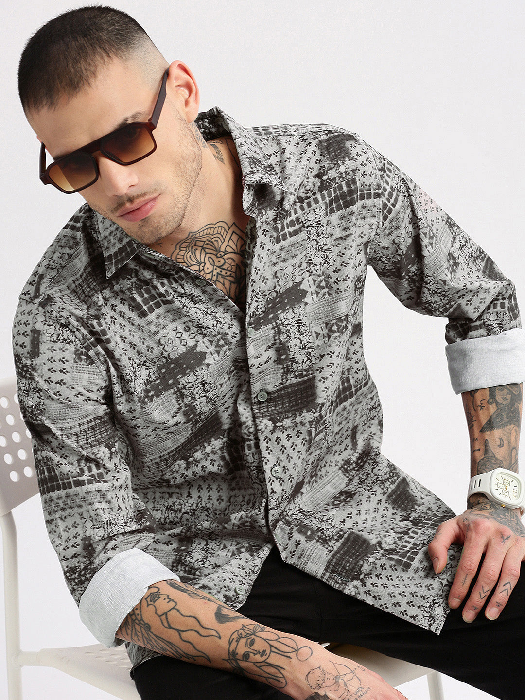 Men Spread Collar  Abstract Grey Casual Shirt
