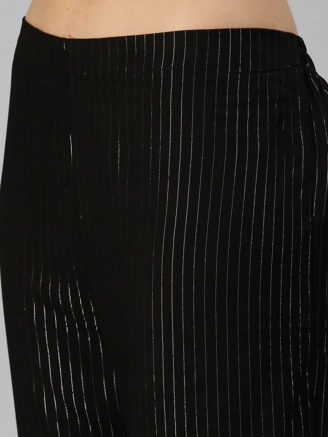 Women's Grey Striped Kurta Sets