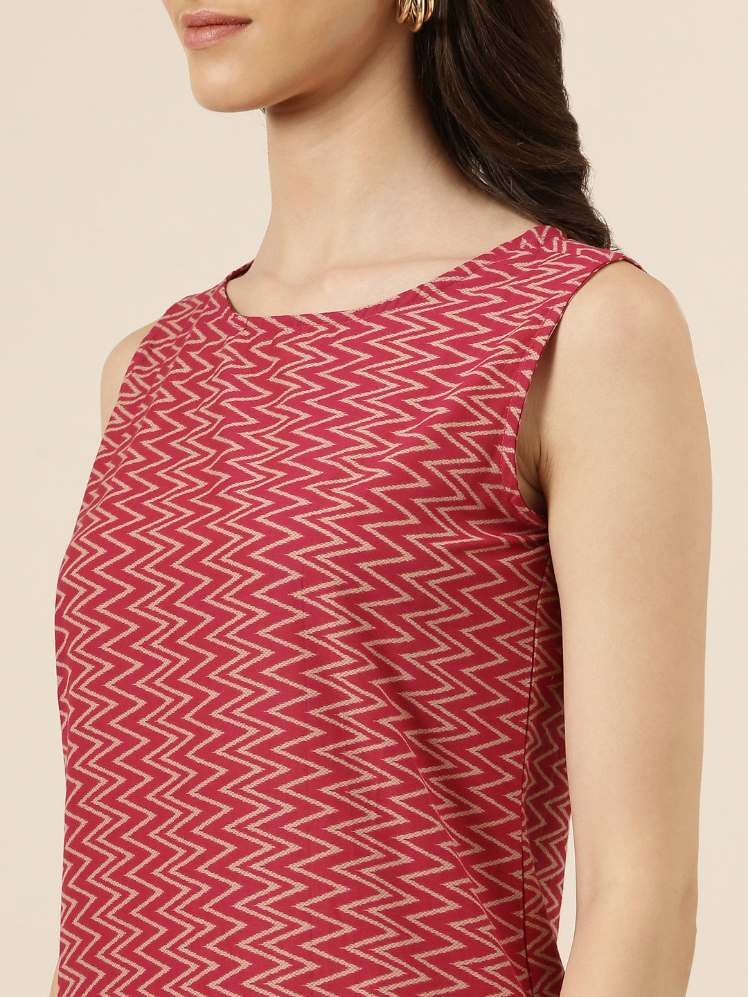 Women Fuchsia Chevron Straight Kurta