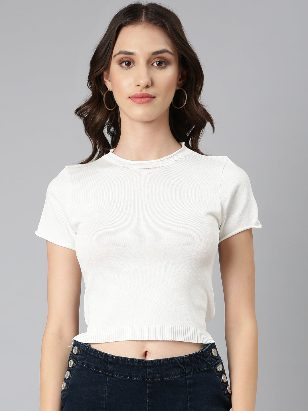 Women Off White Solid Fitted Crop Top