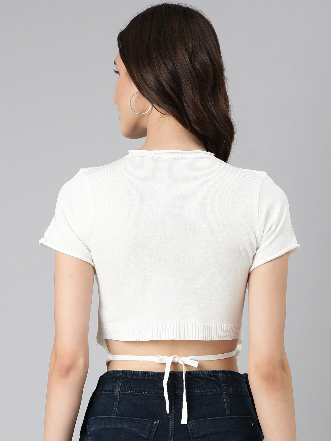 Women Off White Solid Fitted Crop Top