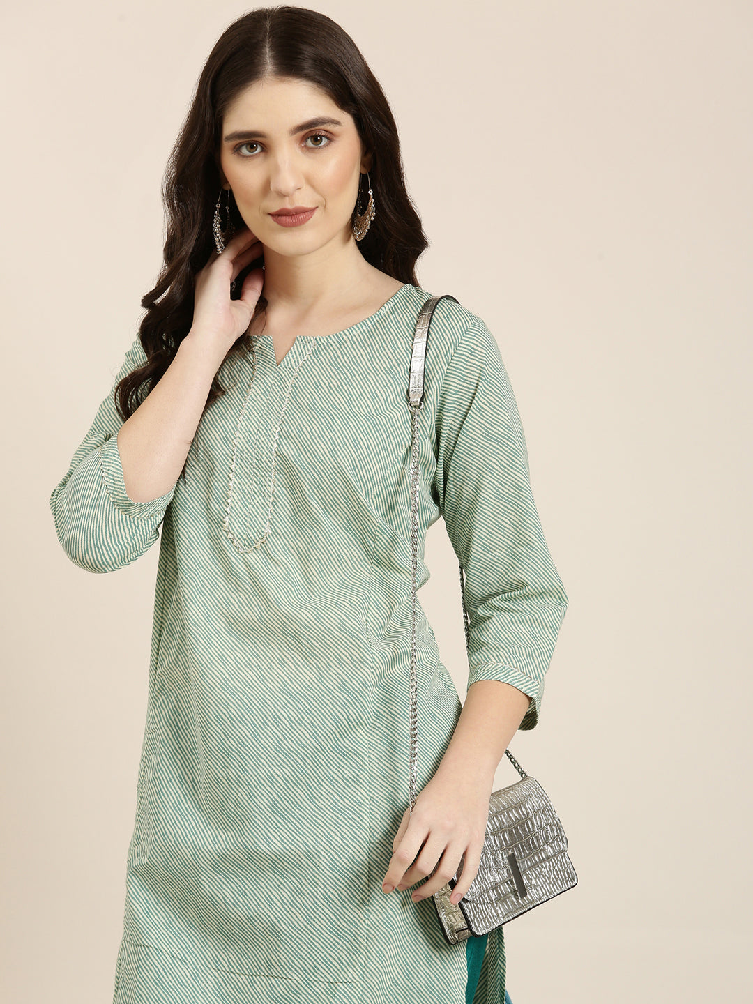 Women Green Striped Straight Kurta