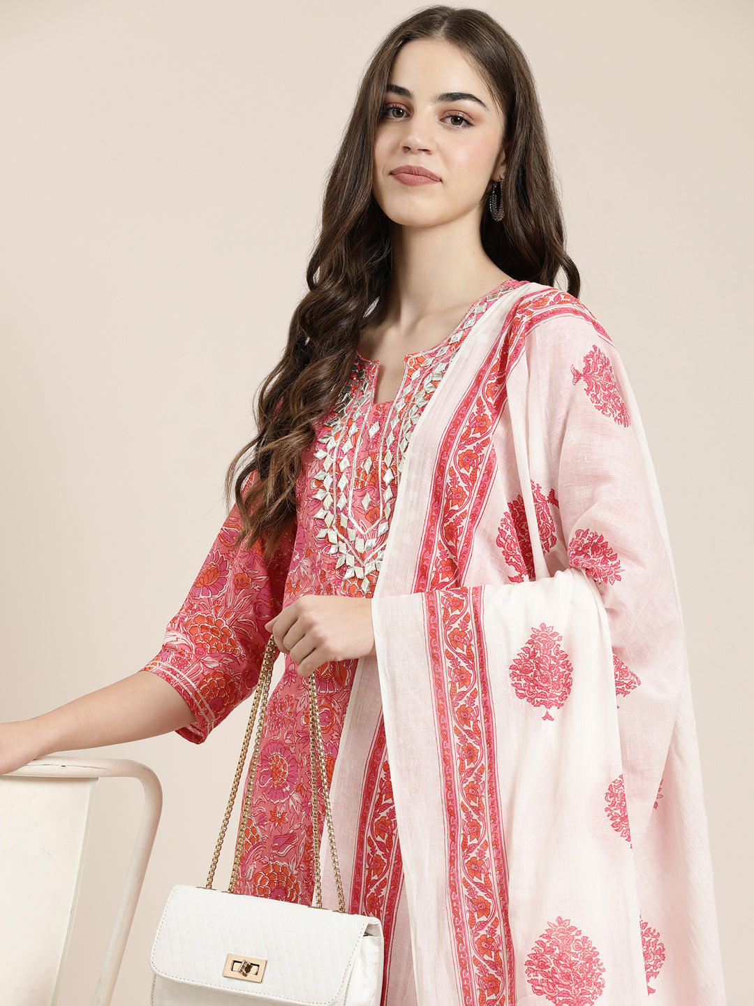 Women Pink Floral Kurta Set