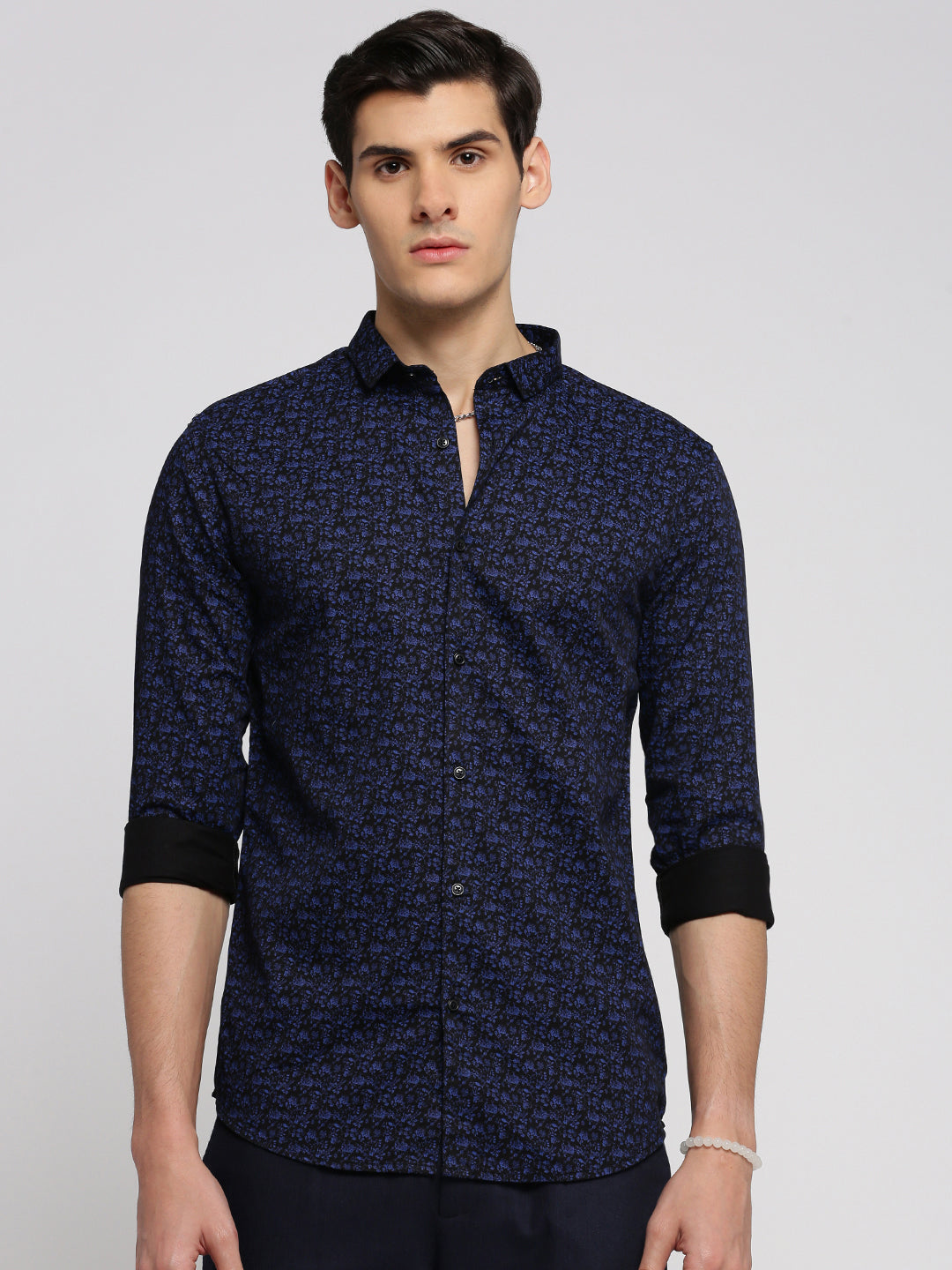 Men Black Spread Collar Floral Shirt