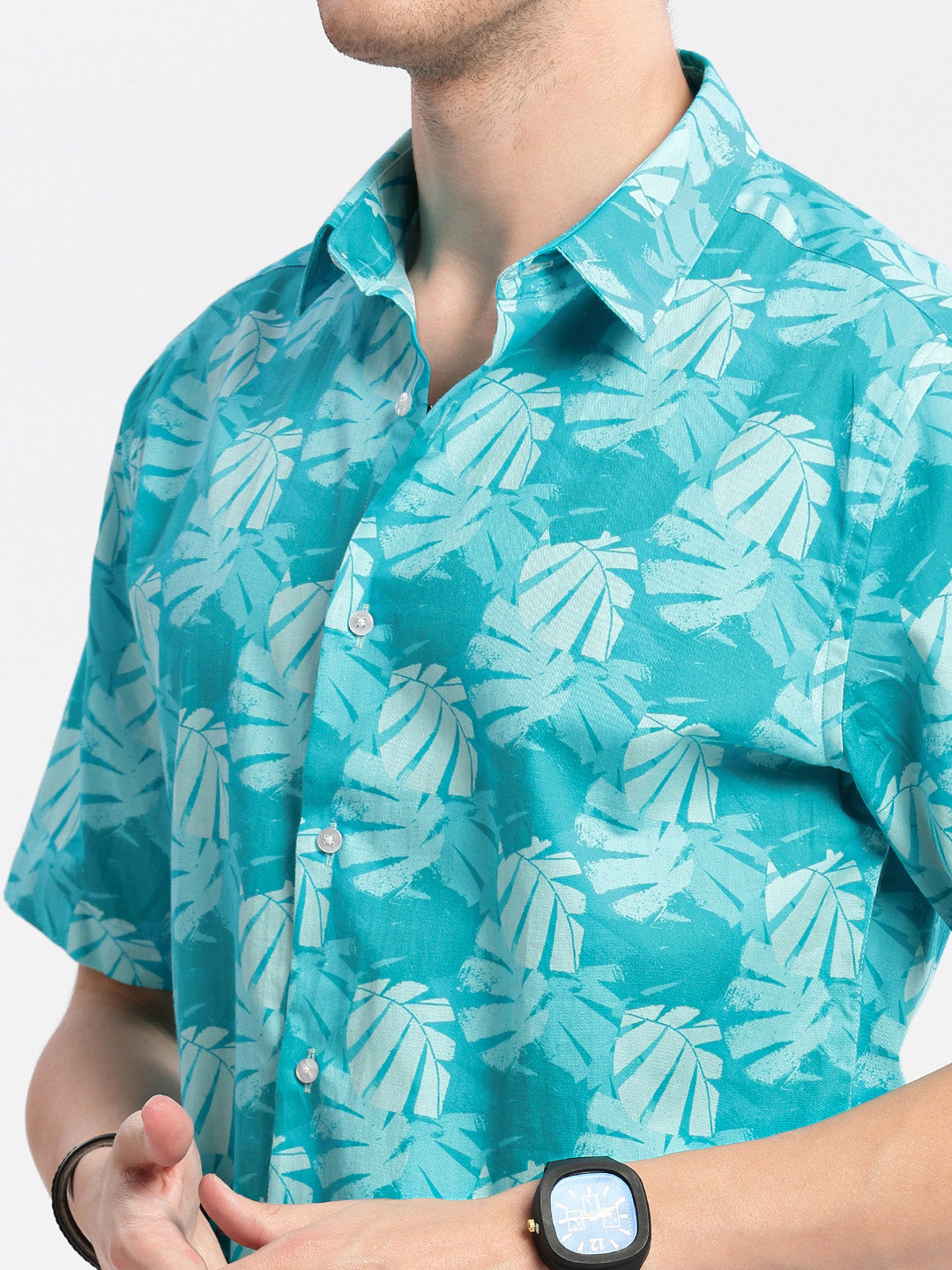 Men Spread Collar Floral Turquoise Blue Casual Shirt