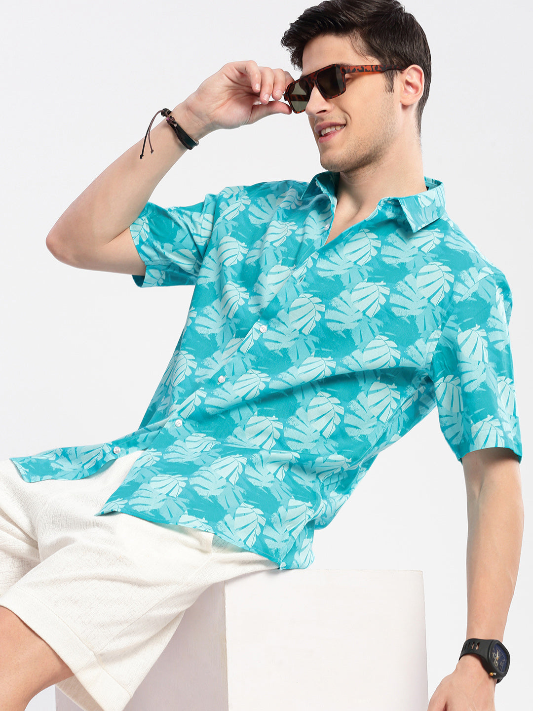 Men Spread Collar Floral Turquoise Blue Casual Shirt