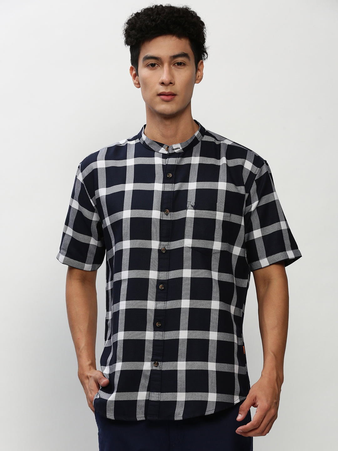 Men Navy Checked Casual Casual Shirts