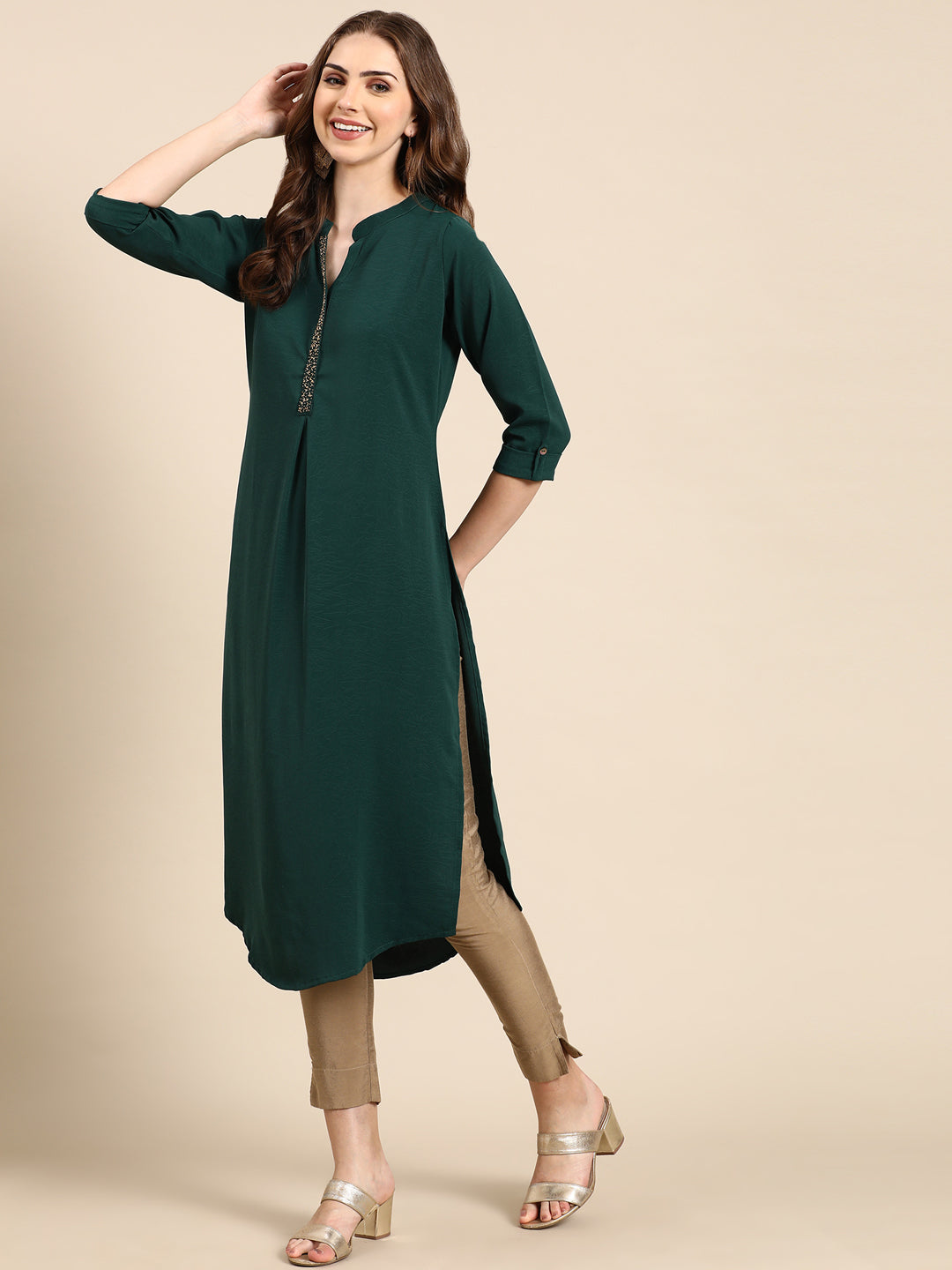 Women's Green Solid Straight Kurta