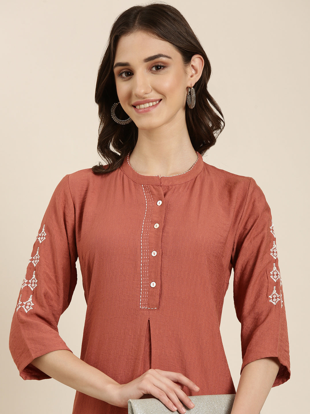 Women Pink Solid Straight Kurta