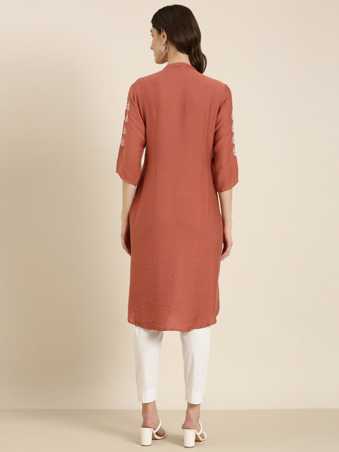 Women Pink Solid Straight Kurta