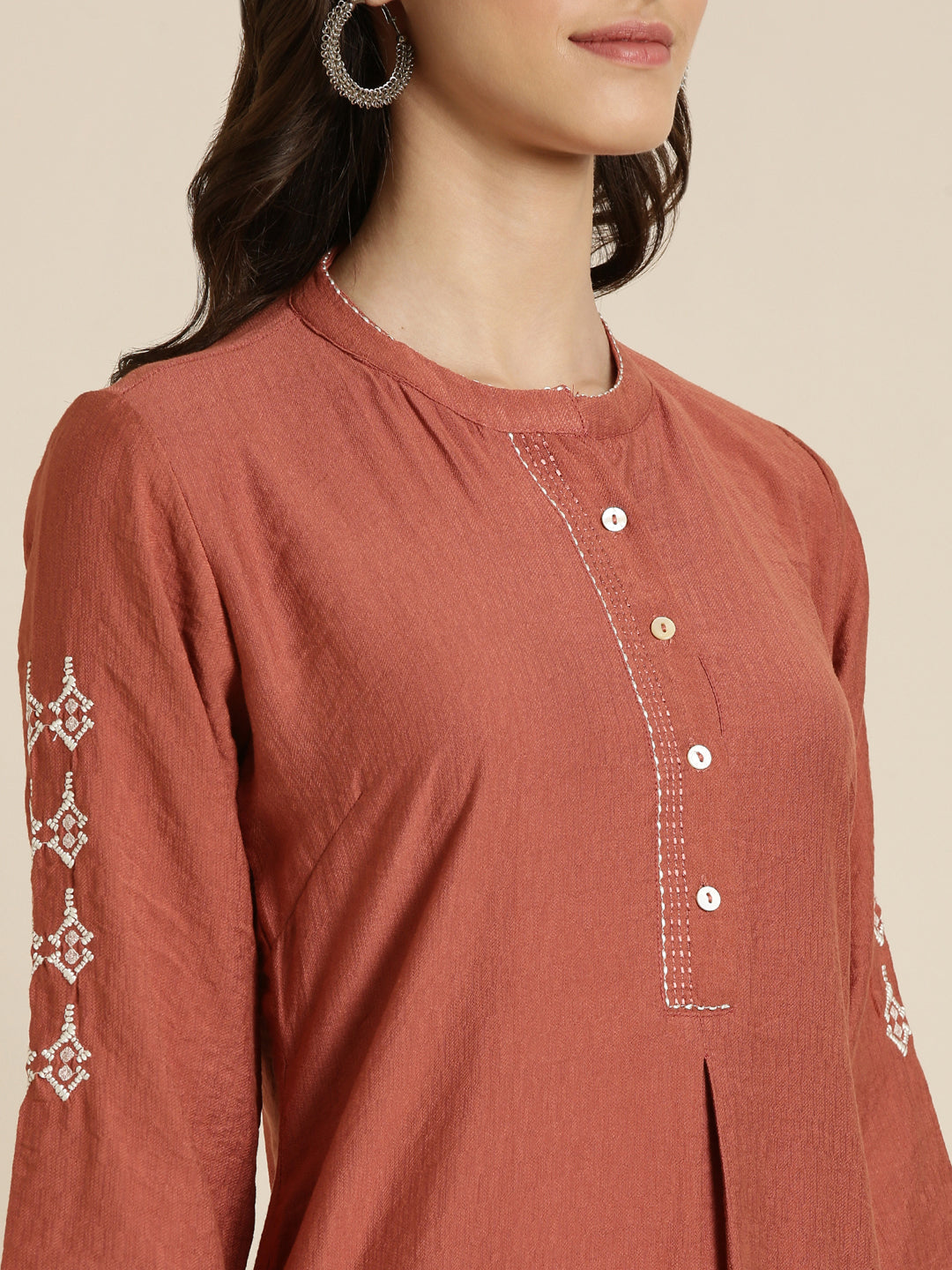 Women Pink Solid Straight Kurta