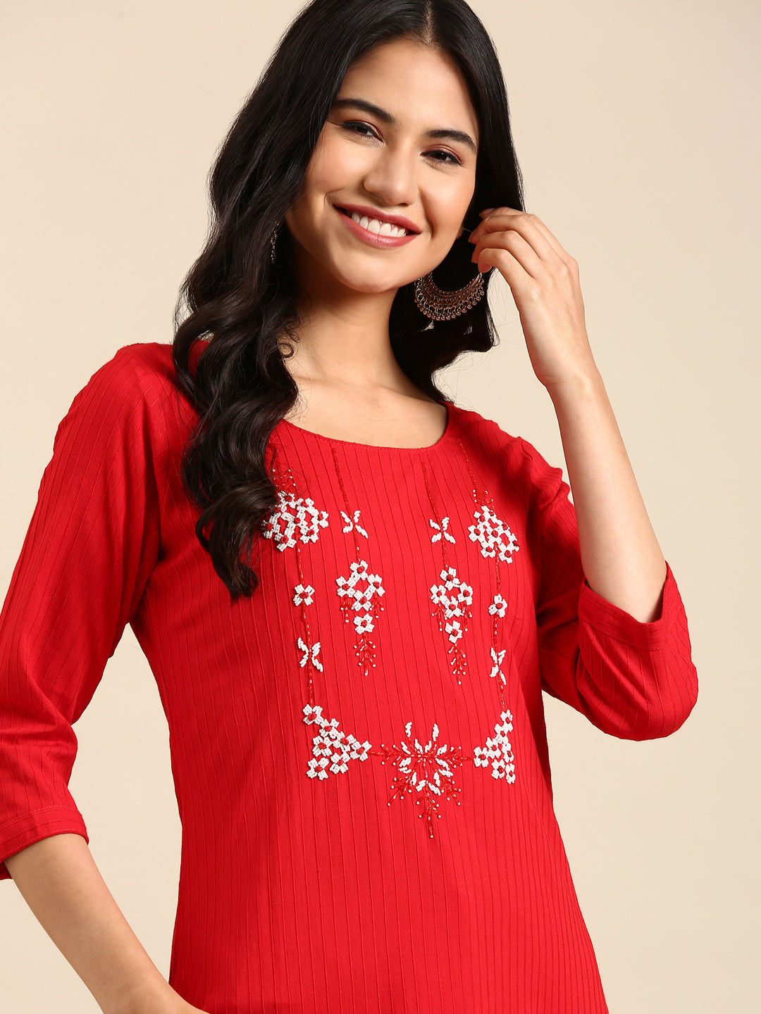 Women's Red Solid Straight Kurta