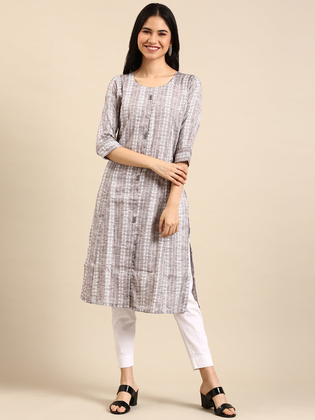 Women's Grey Solid Straight Kurta