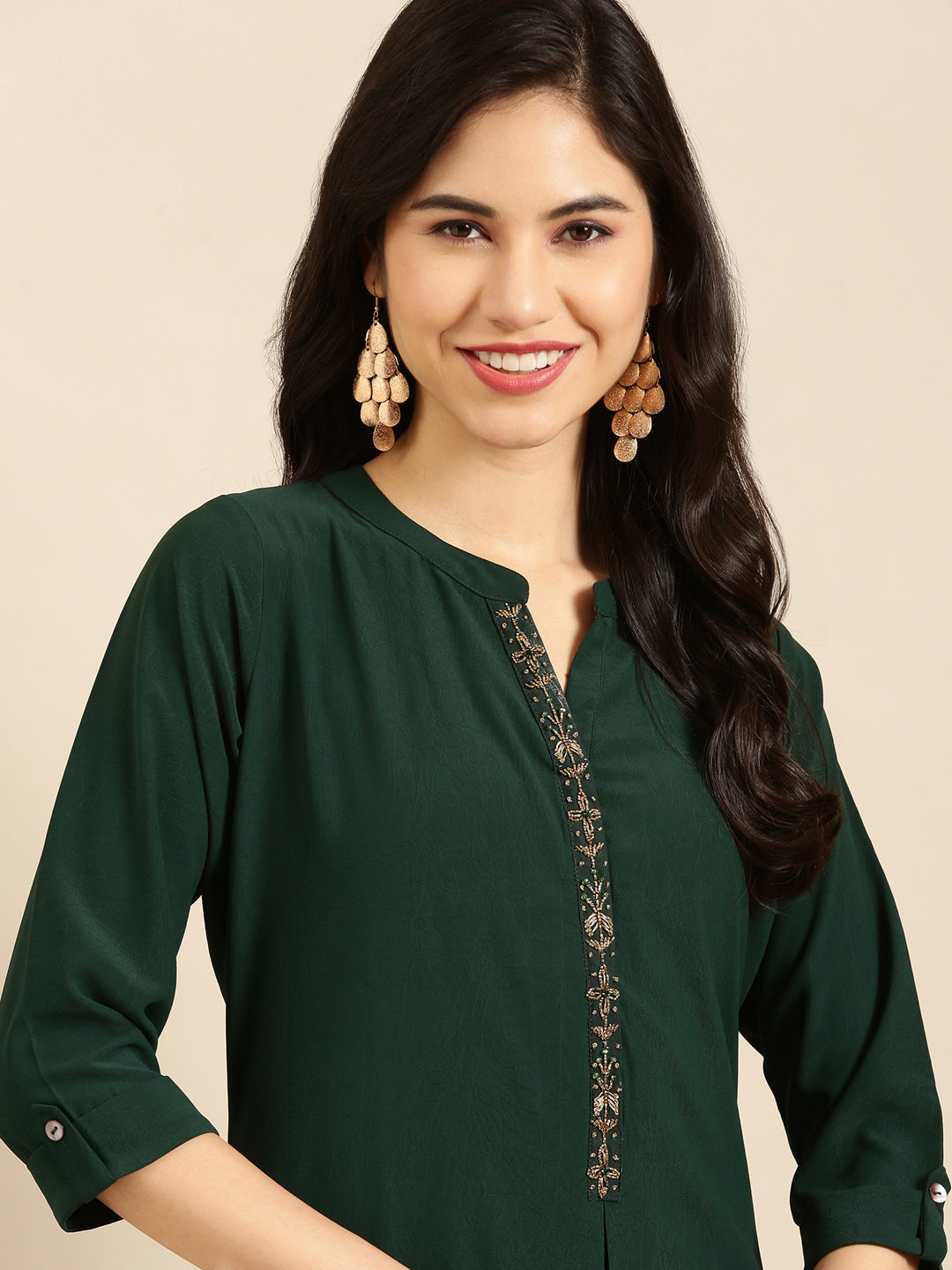 Women's Green Embellished Straight Kurta