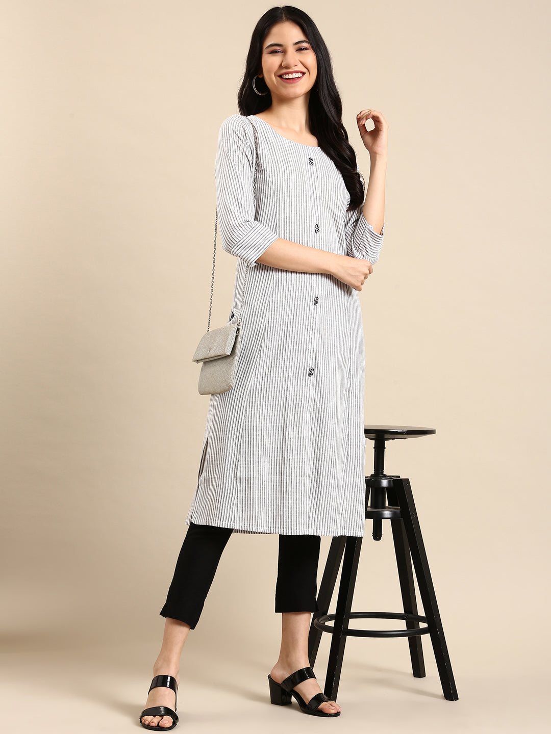 Women's White Striped Straight Kurta