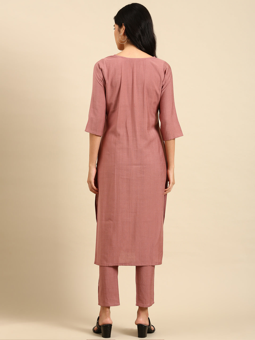 Women's Mauve Embroidered Kurta Set