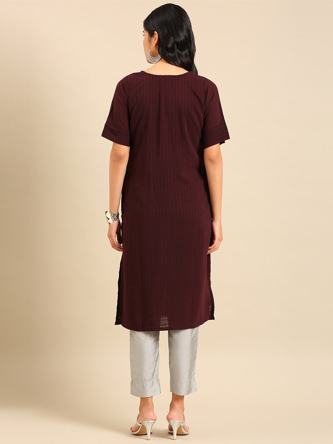 Women's Red Solid Straight Kurta