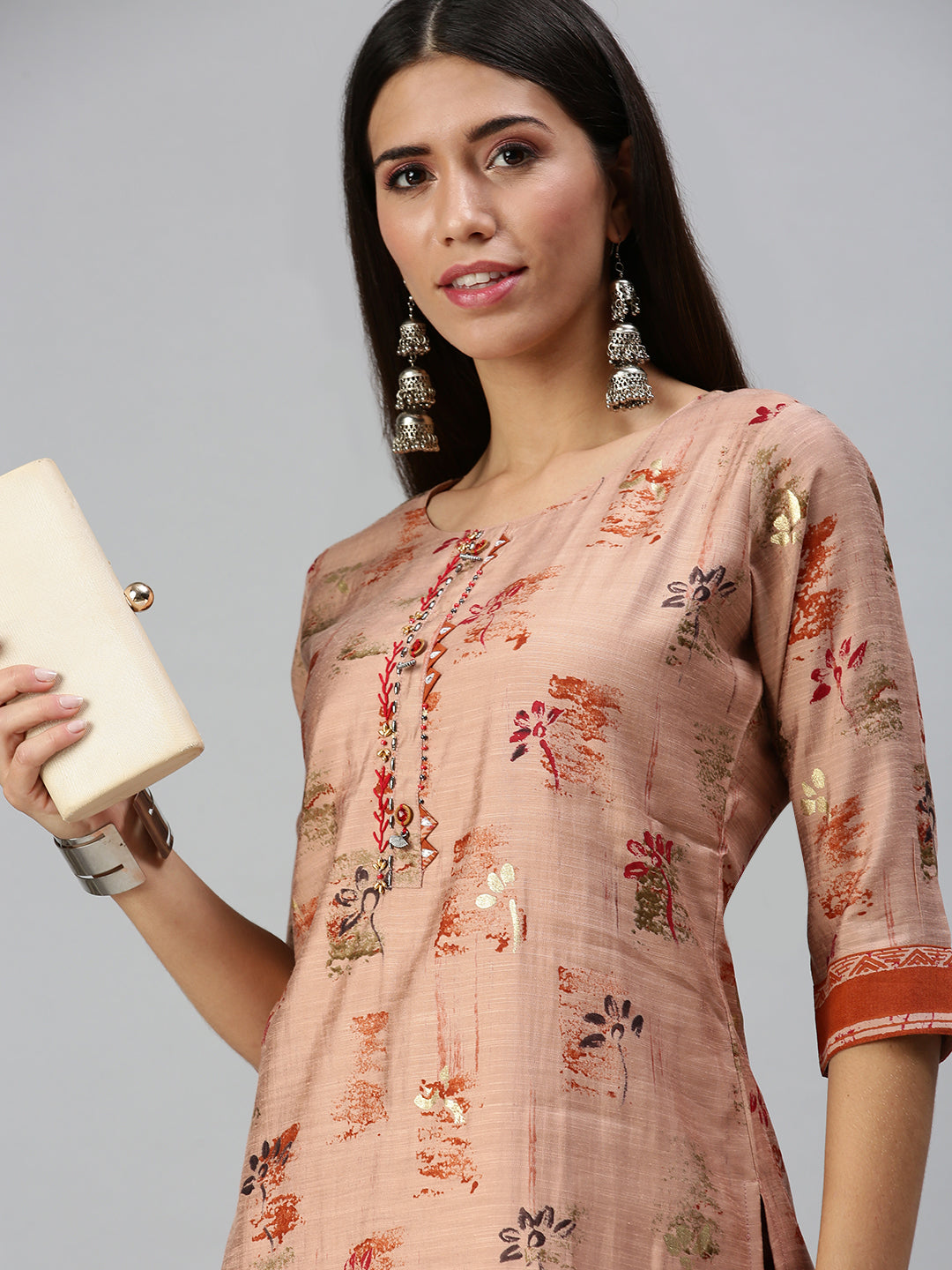 Women's Peach Printed Kurta Sets