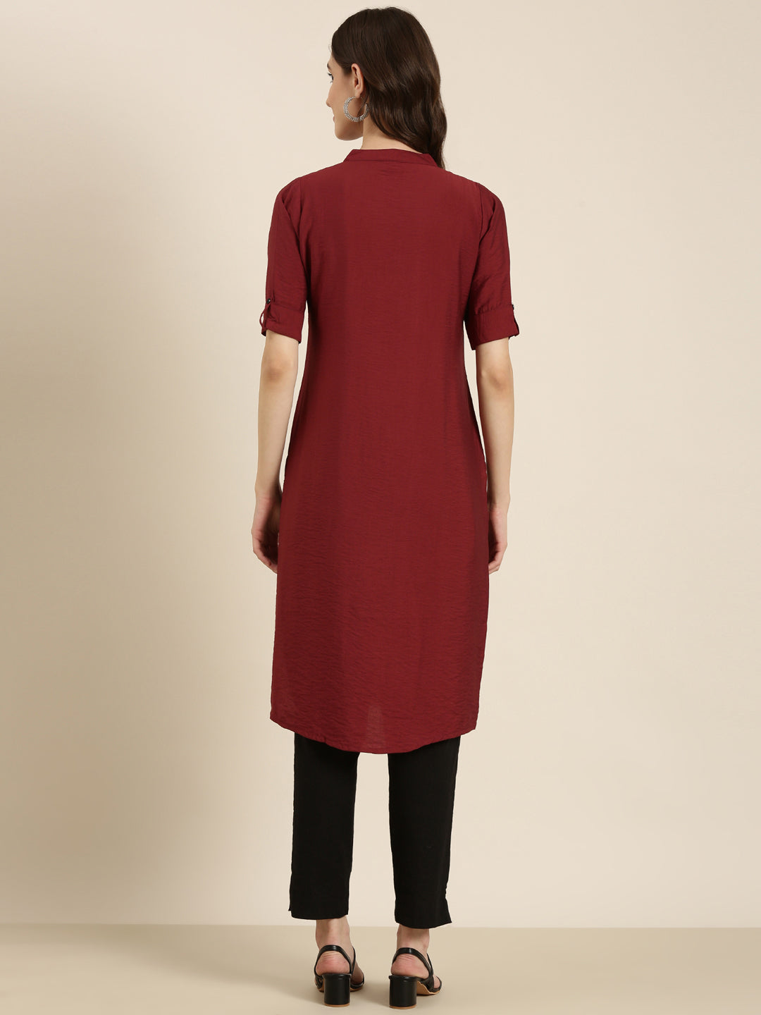 Women Maroon Solid Straight Kurta