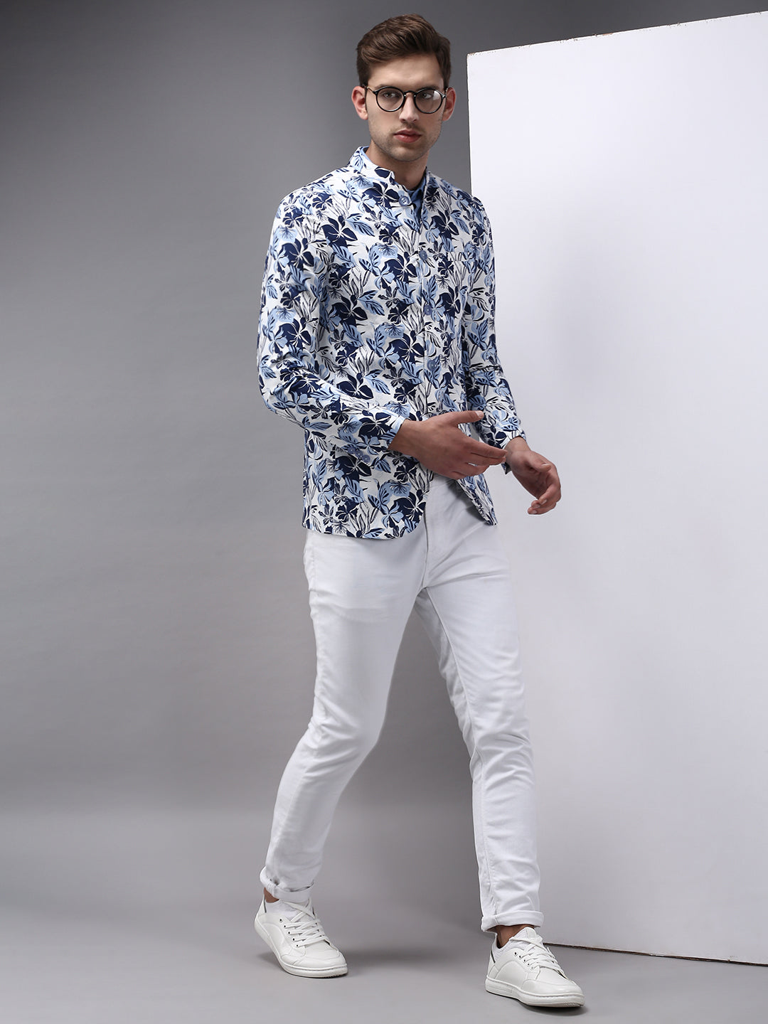 Men White Printed Blazer