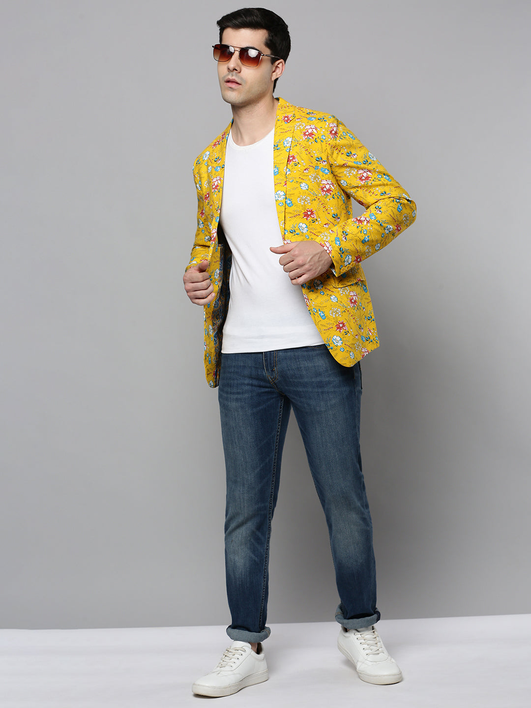 Men Yellow Printed Blazer