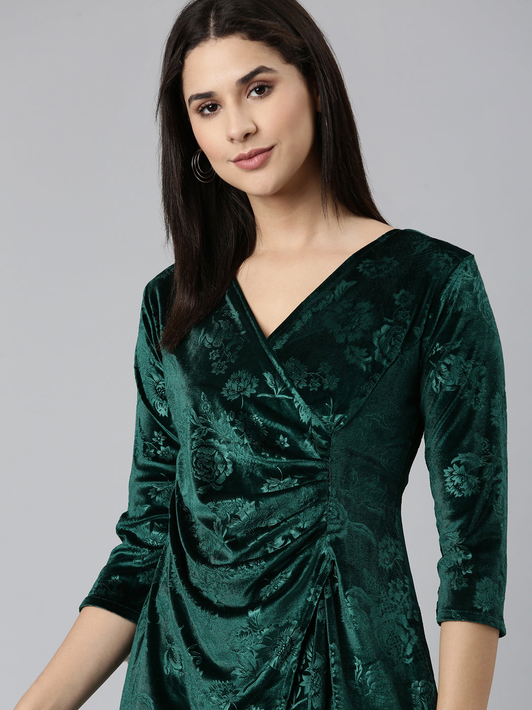 Women Green Solid Bodycon Dress