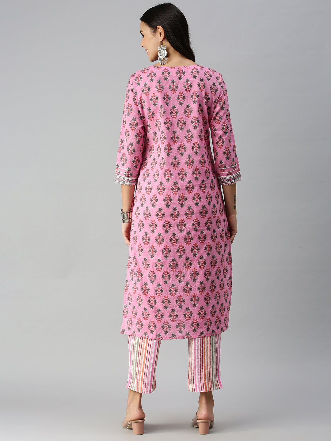 Women's Pink Striped Kurta Sets