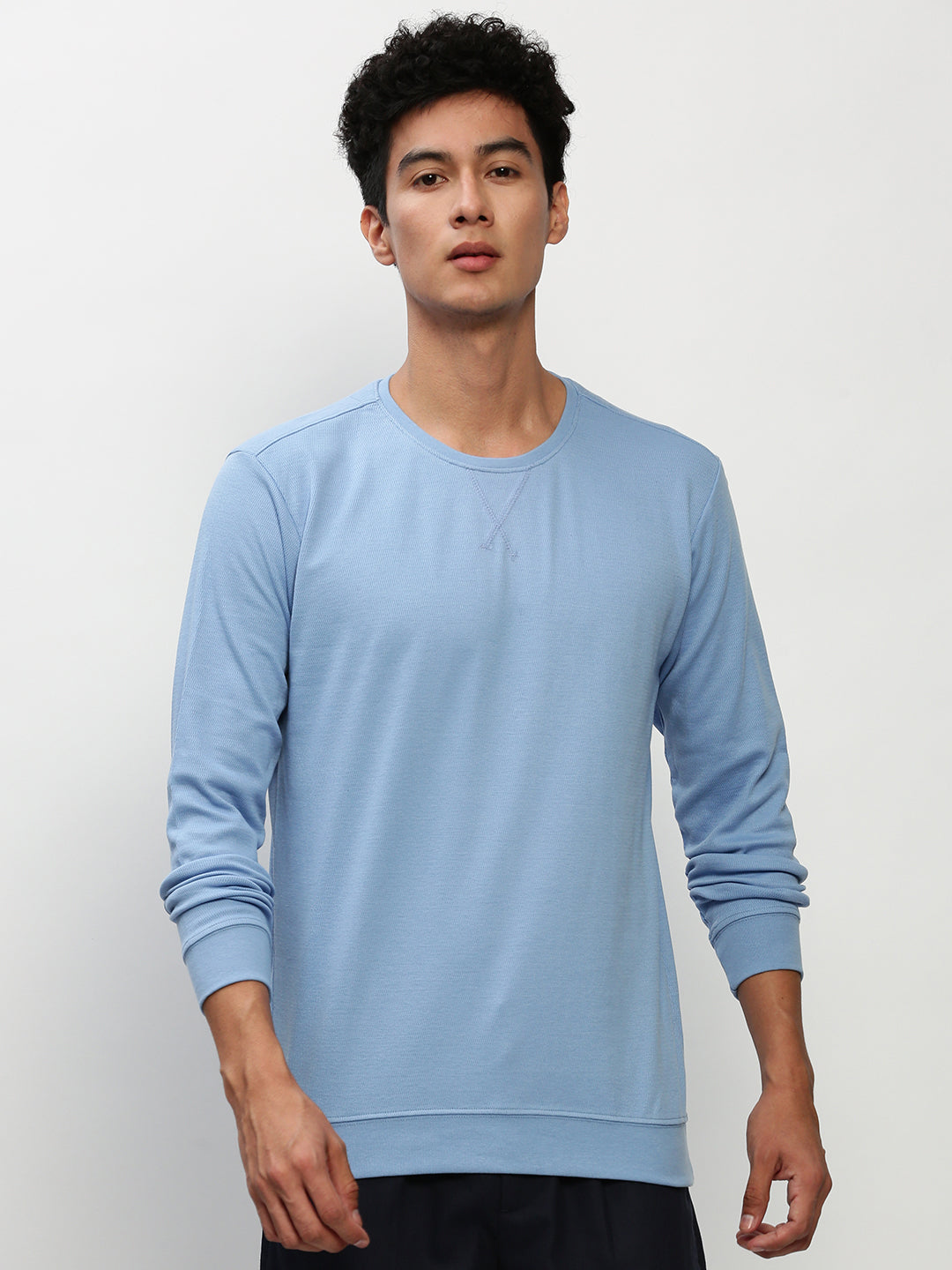Men Blue Solid Casual Sweatshirts