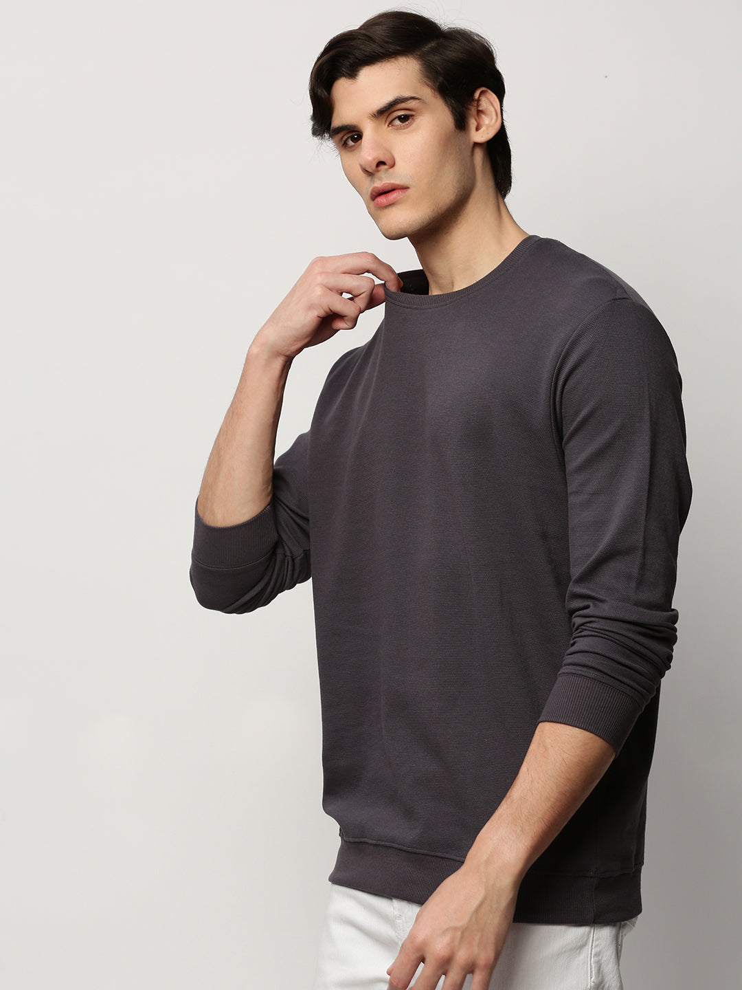 Men Grey Solid Casual Sweatshirts