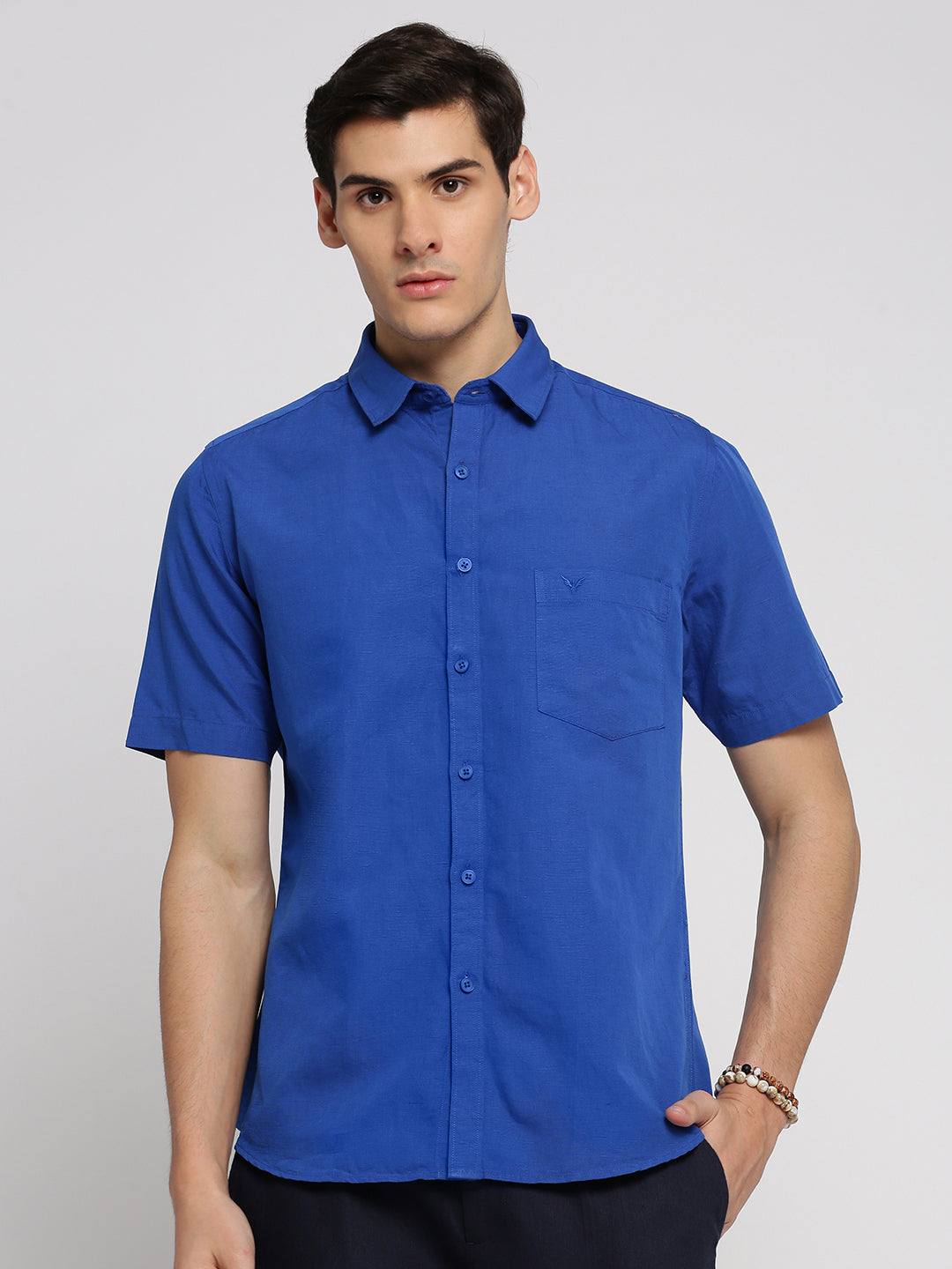 Men Blue Spread Collar Solid Shirt