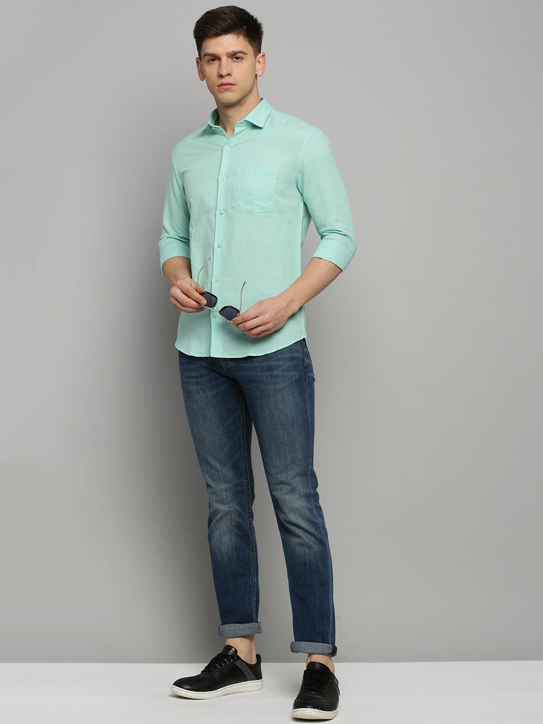 Men Green Solid Formal Shirt