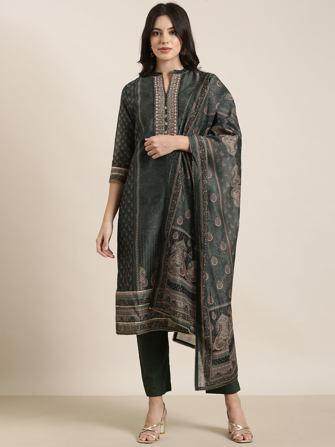 Women Straight Green Paisley Kurta and Trousers Set Comes With Dupatta