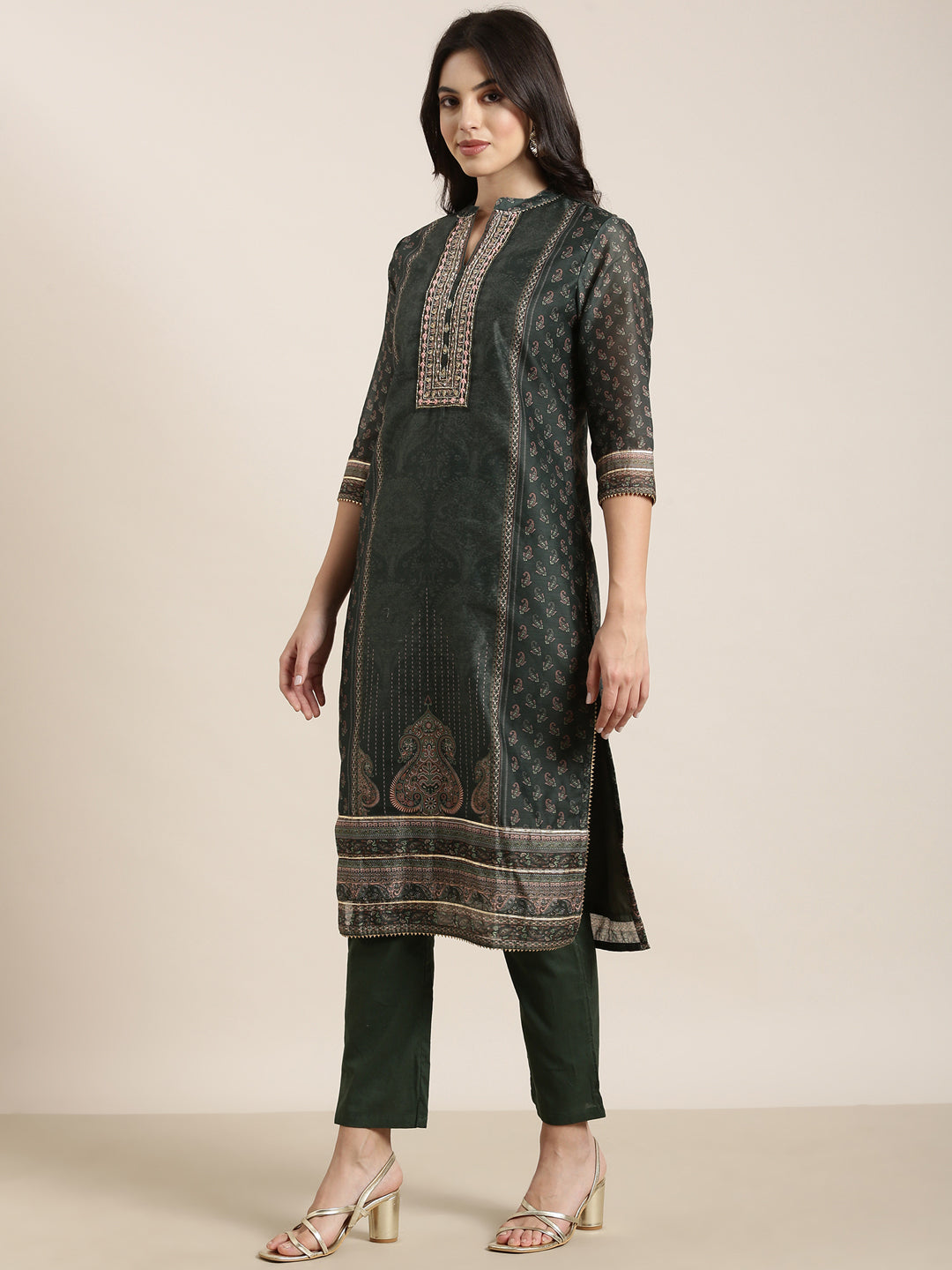 Women Straight Green Paisley Kurta and Trousers Set Comes With Dupatta