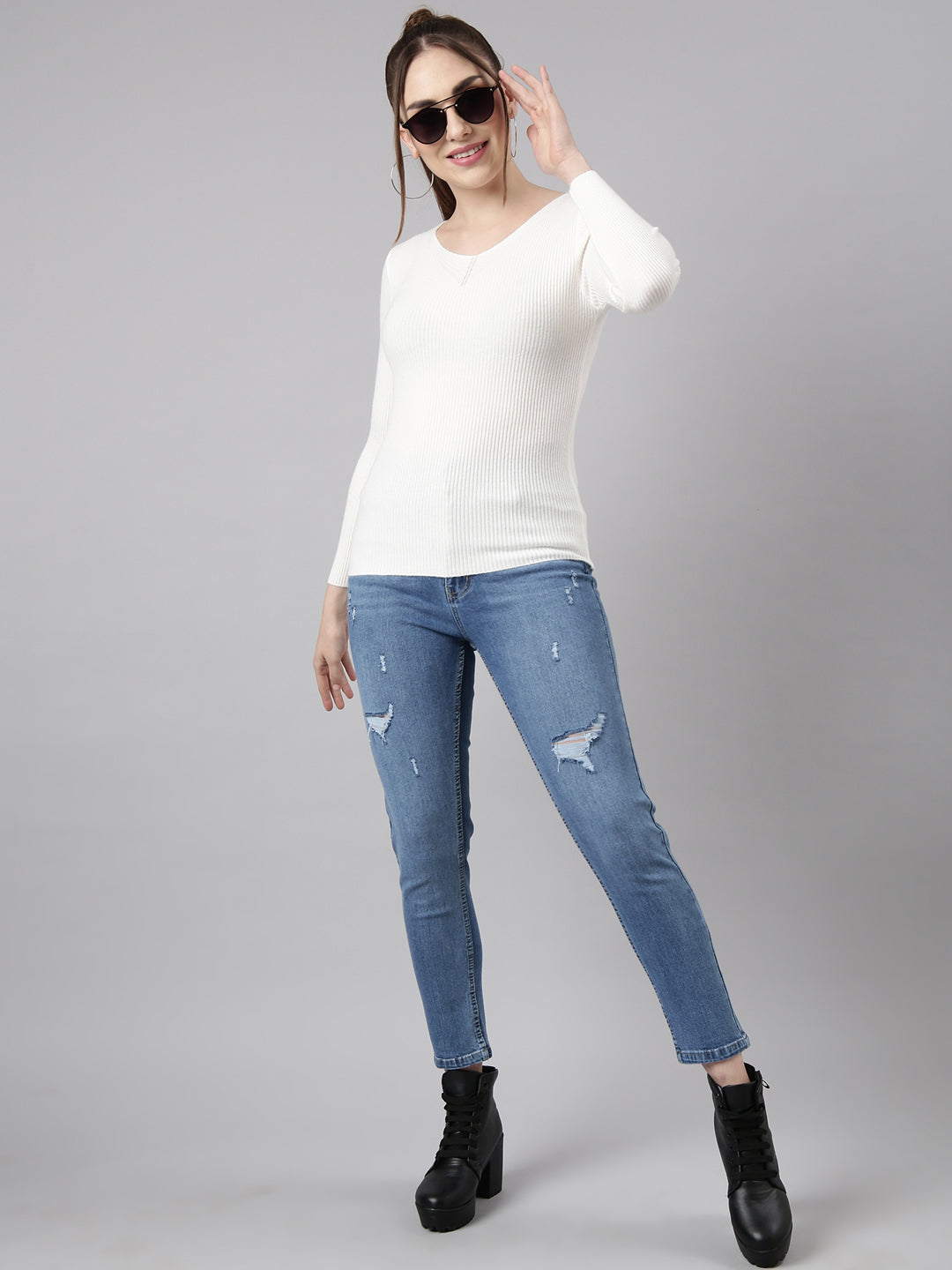 Women Off White Solid Fitted Top