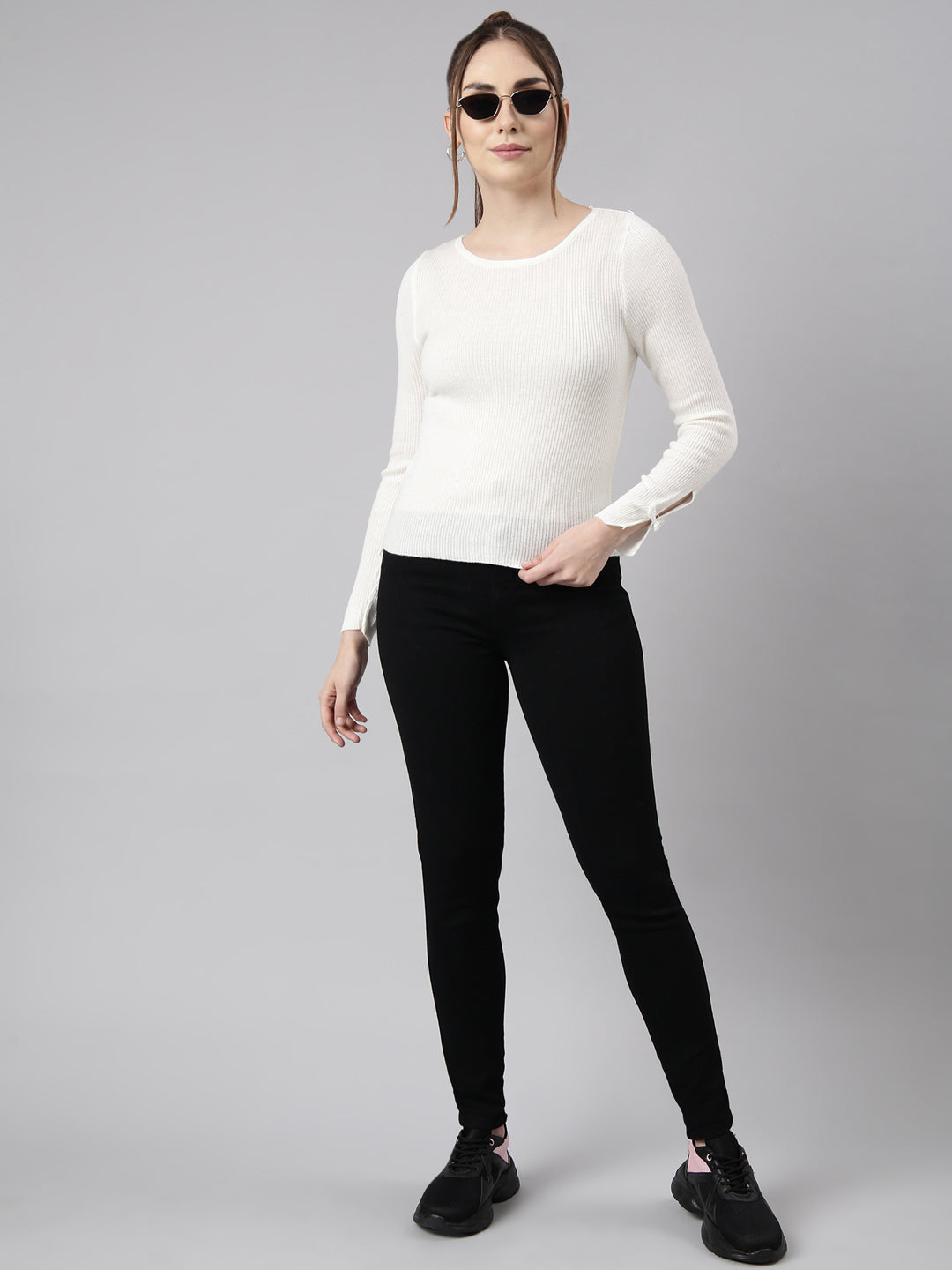Women Off White Solid Fitted Top