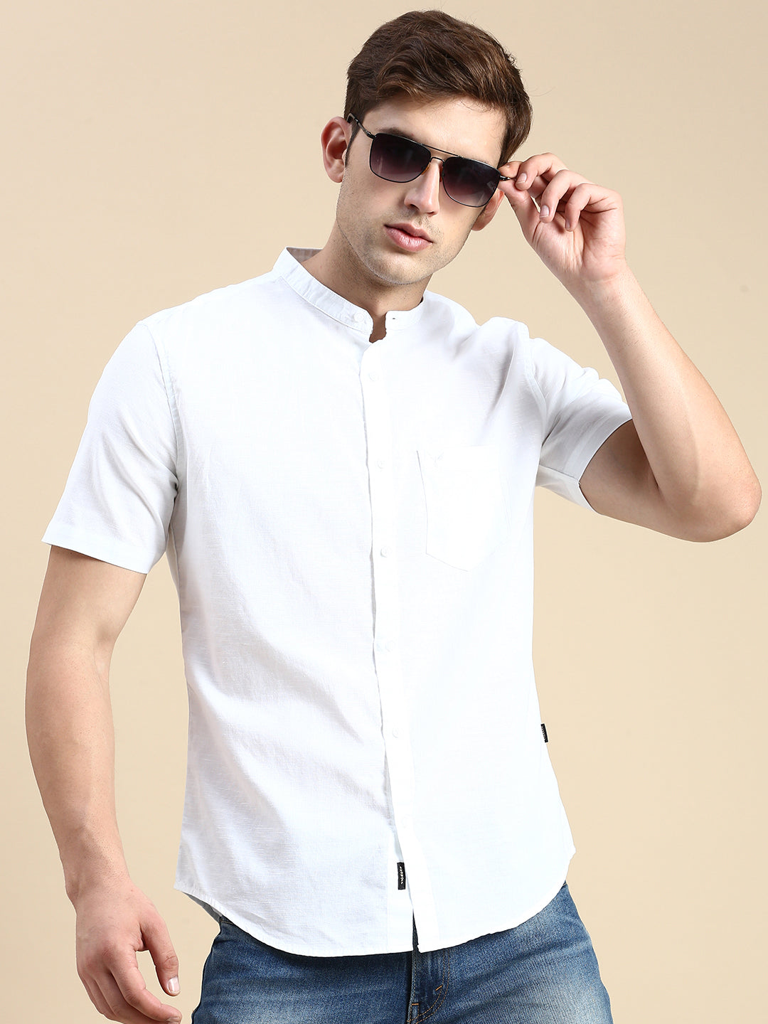 Men White Solid Casual Shirt