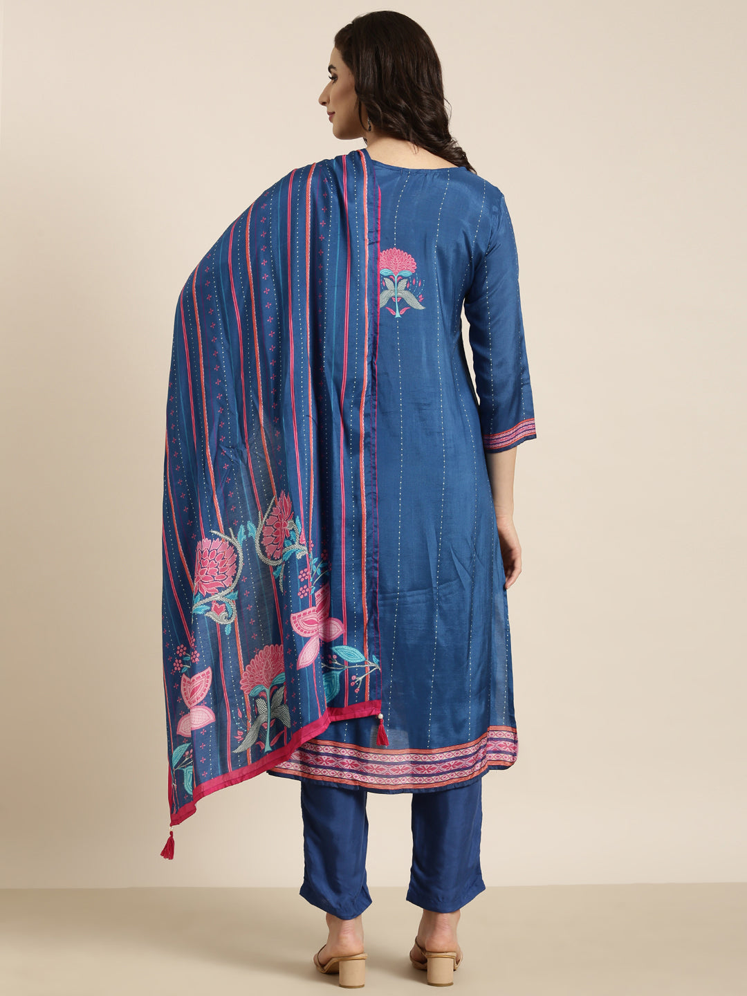 Women Straight Blue Floral Kurta and Trousers Set Comes With Dupatta