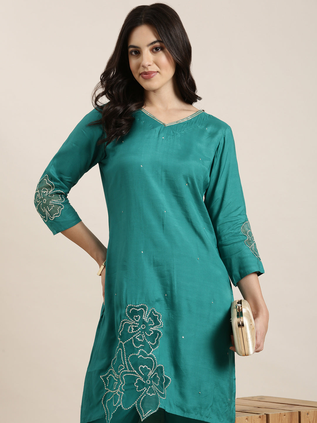 Women Straight Green Floral Kurti and Trousers Set