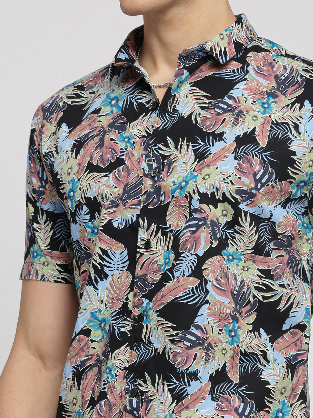 Men Black Spread Collar Floral Shirt