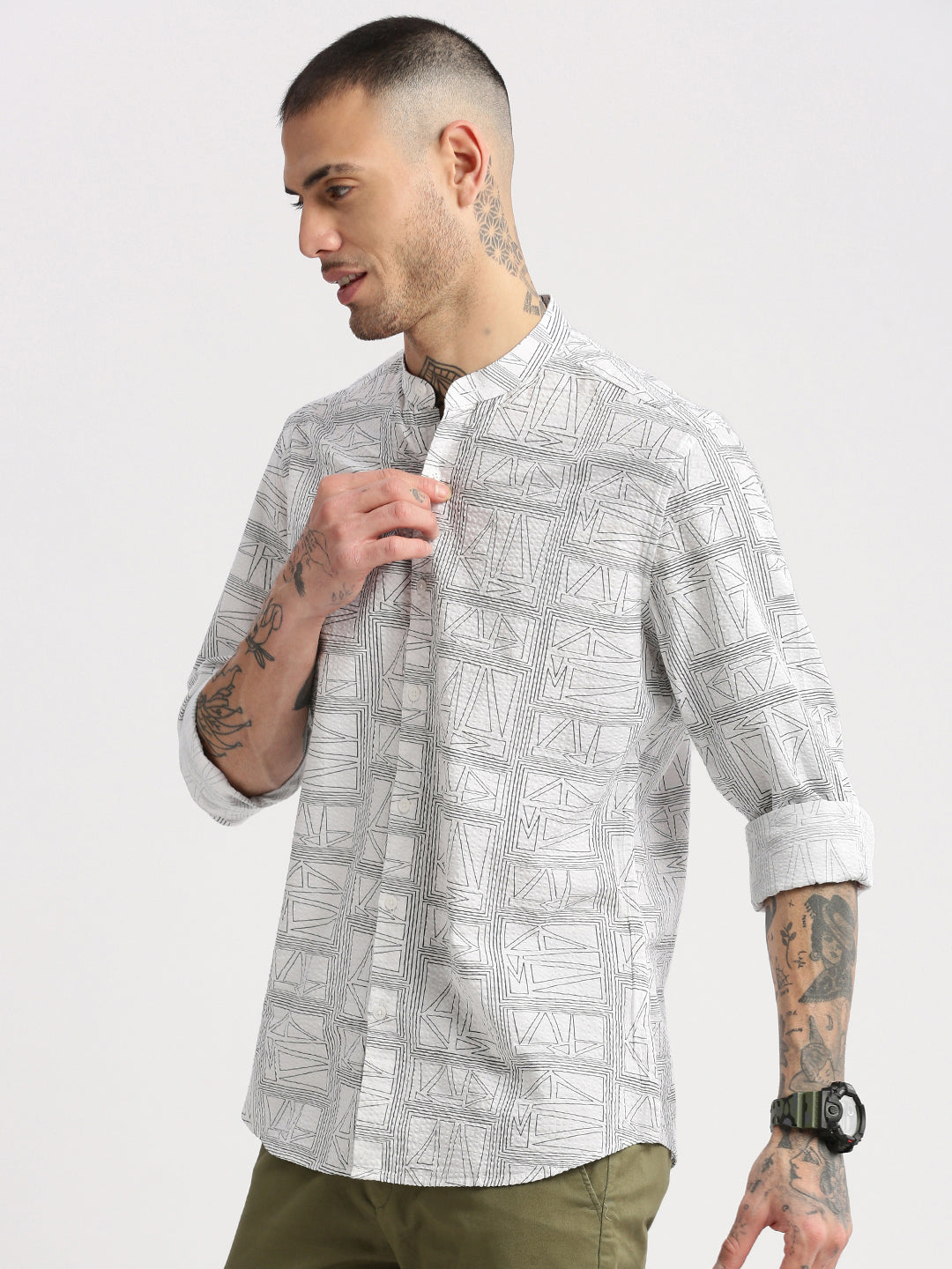 Men Mandarin Collar Geometric White Casual Shirt