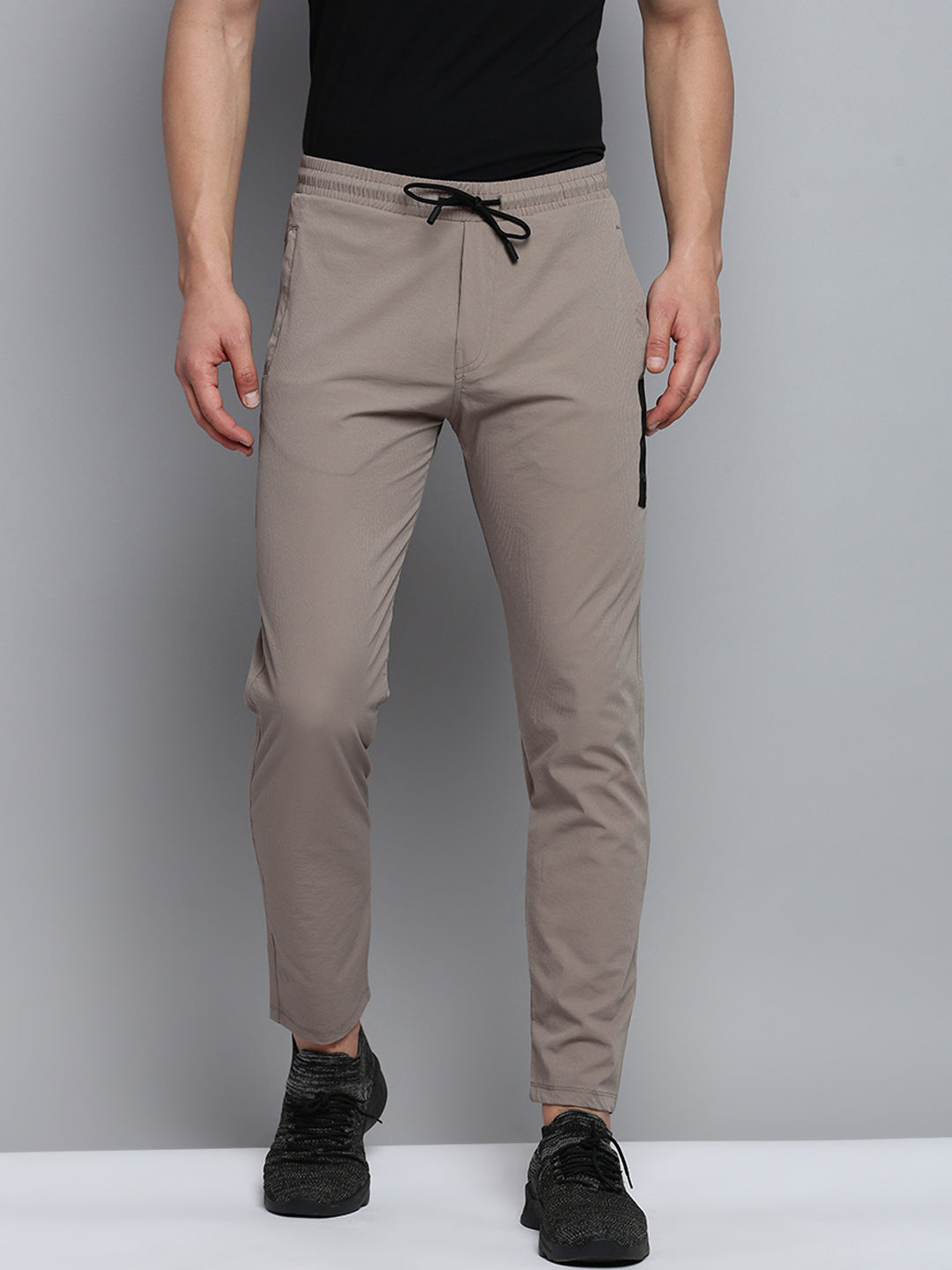 Men Grey Solid Casual Track Pant